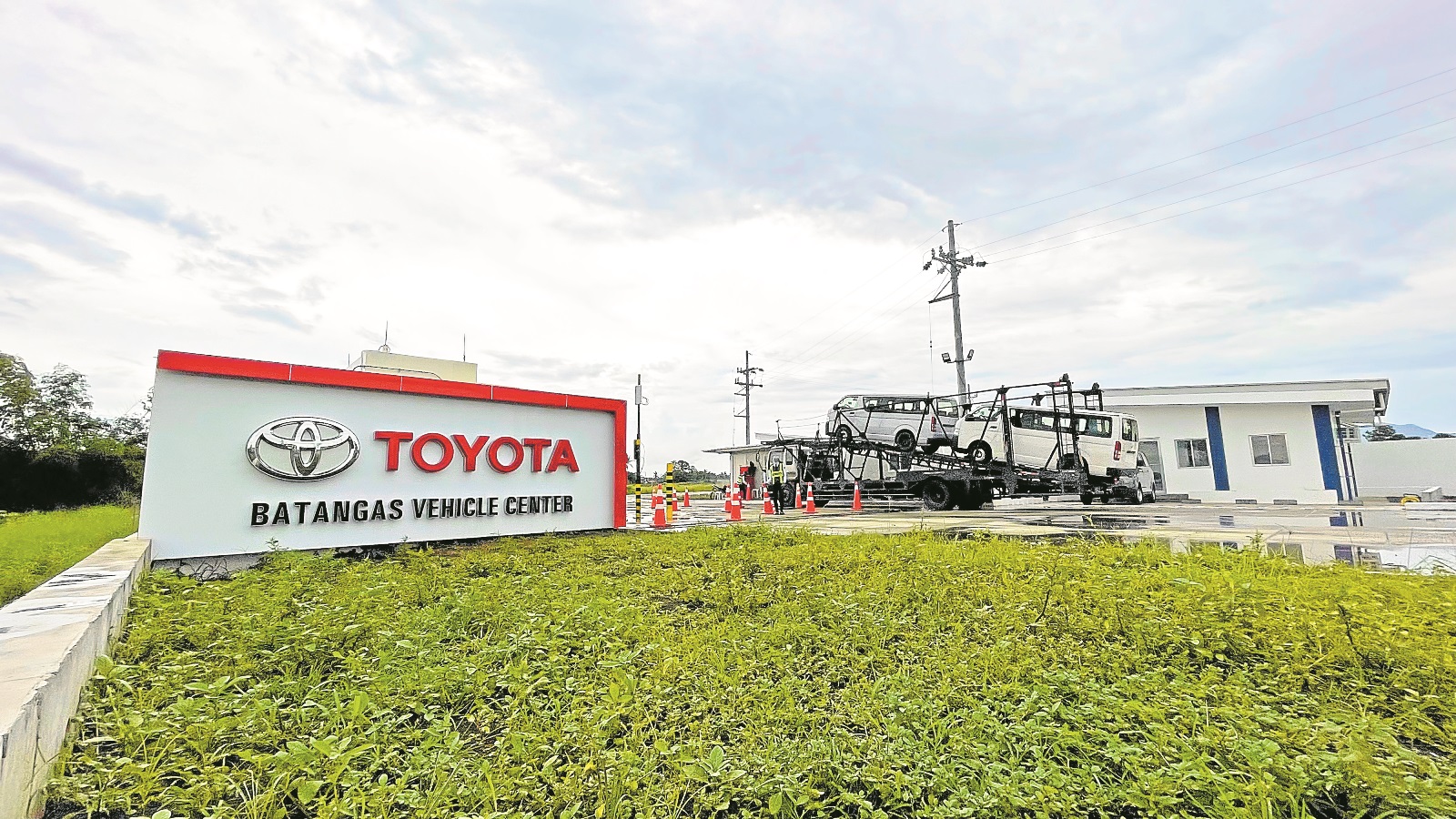 toyota batangas vehicle center